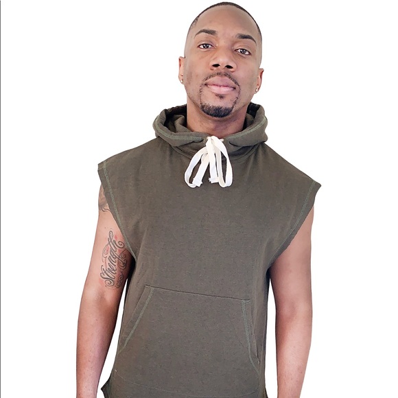 Sleeveless Hoodie - Picture 5 of 6